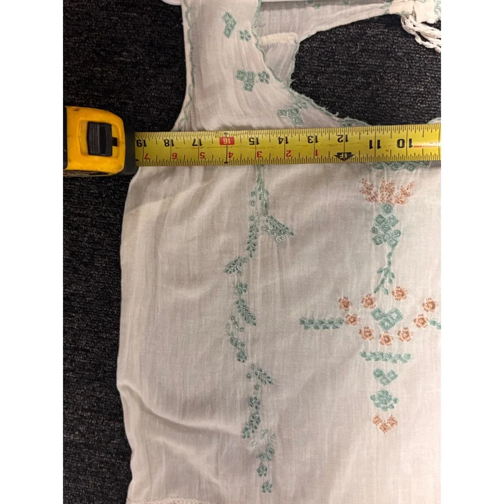Free People Gates of Eden Embroidered Boho Tunic Top Sleeveless Keyhole Back S
